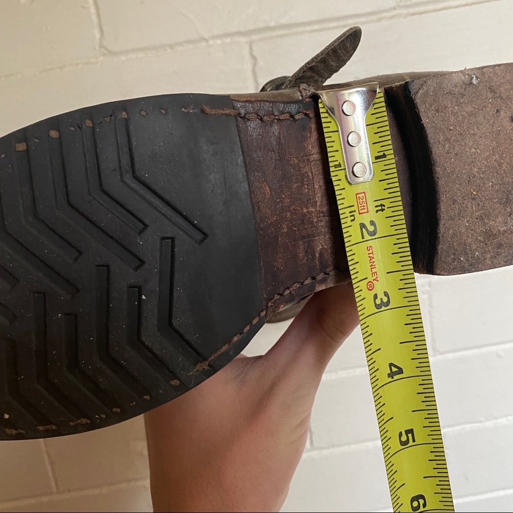 Frye Distressed Veronica Short Boot - Picture 13 of 13